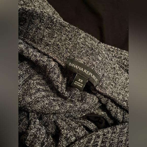 Banana Republic wide leg pants - Picture 2 of 4